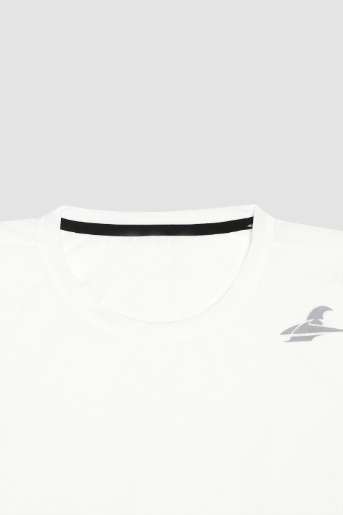 Arachion Triumph T-shirt | Porcelain White